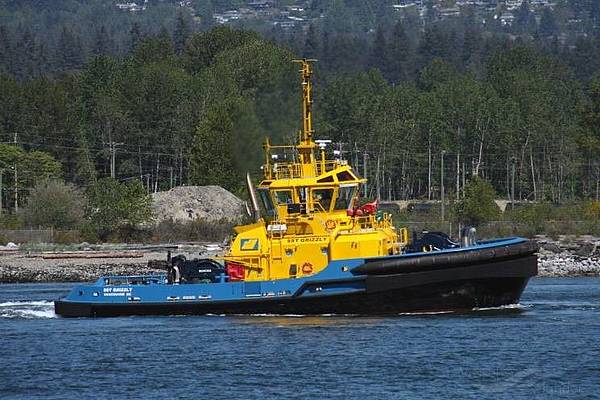 SST Grizzly Tug