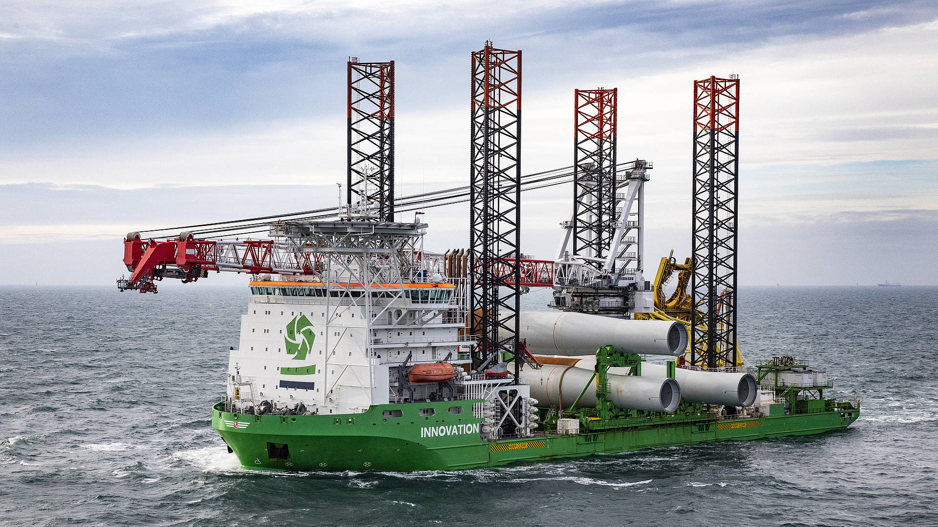 Innovation DP2 Offshore Installation Vessel